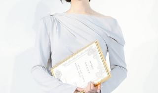 适合穿校服的发型 适合穿校服的发型